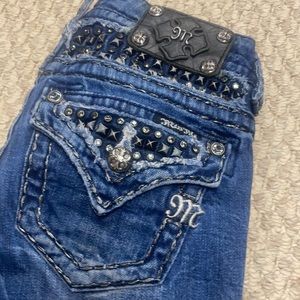 Miss Me jeans Buckle size 24 straight cut
